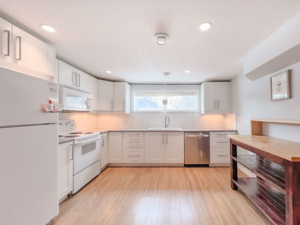 9 Morgan Cres - Photo 6 of 10