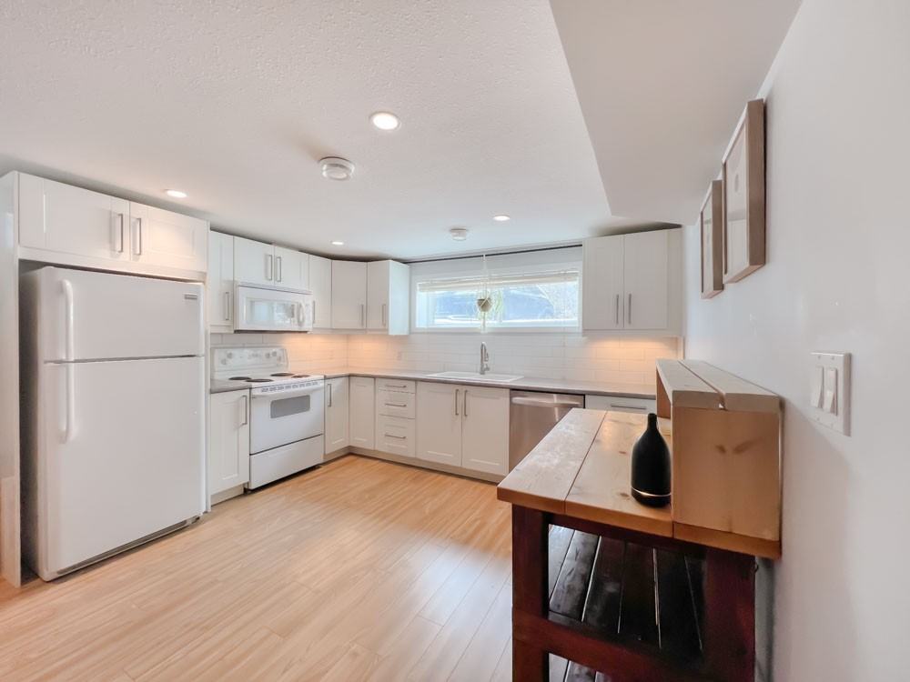 9 Morgan Cres - Photo 7 of 10