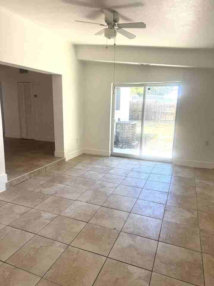 1335 Warrington Way #1 - Photo 3 of 10