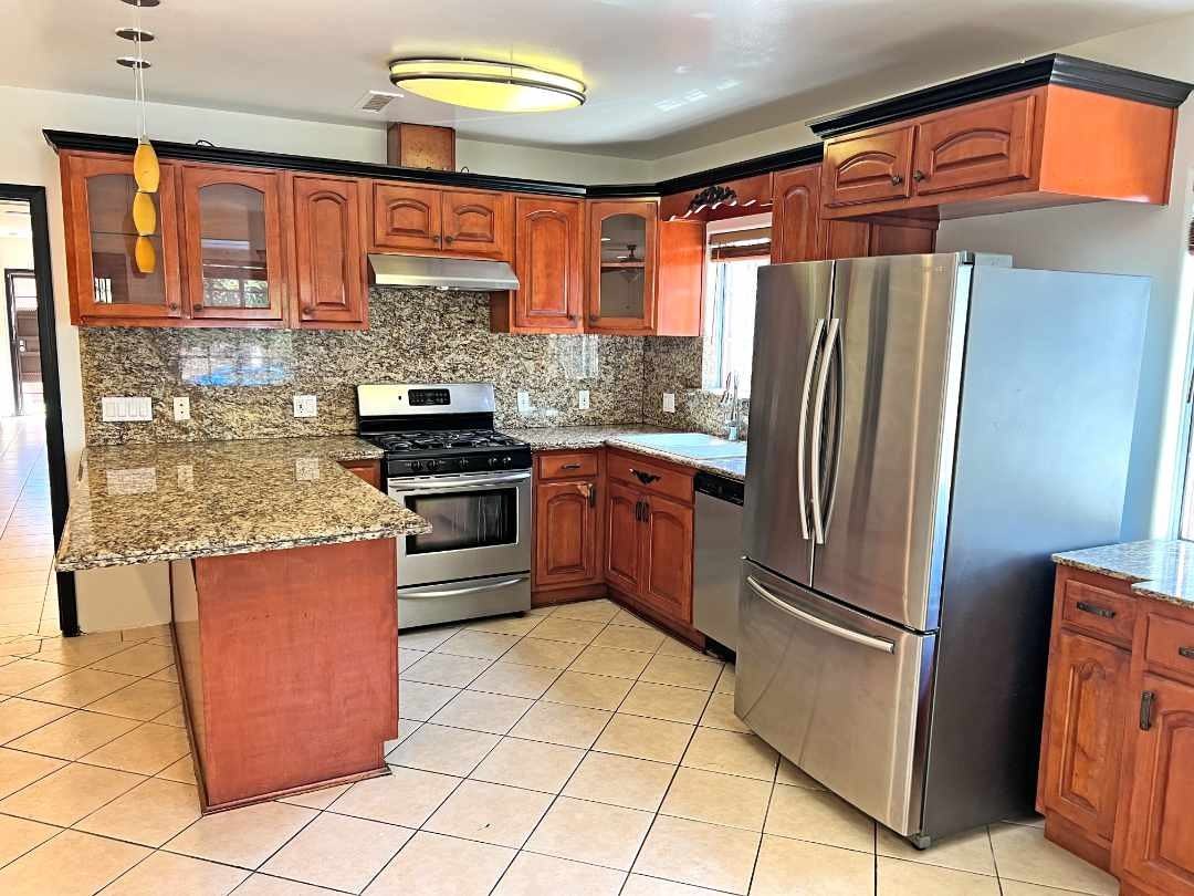 2230 S Mansfield Ave #1 - Photo 5 of 19