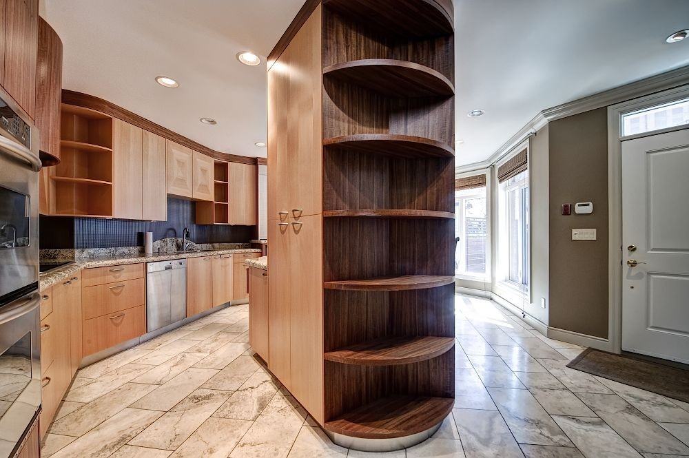 4203, 400 Eau Claire Ave Sw - Photo 7 of 47