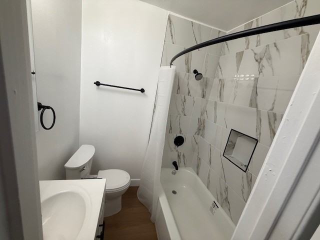 219 W 53rd St #219 - Photo 4 of 4