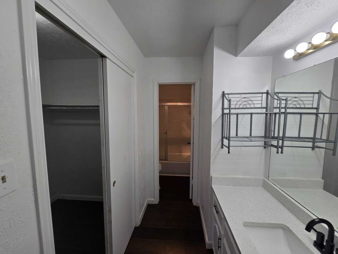 2105 E Collins Blvd #1 - Photo 2 of 12