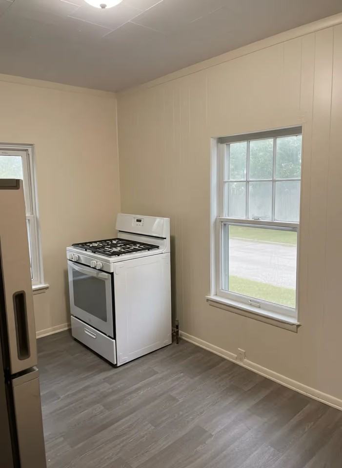 810 E Shawnee St #810 - Photo 4 of 6