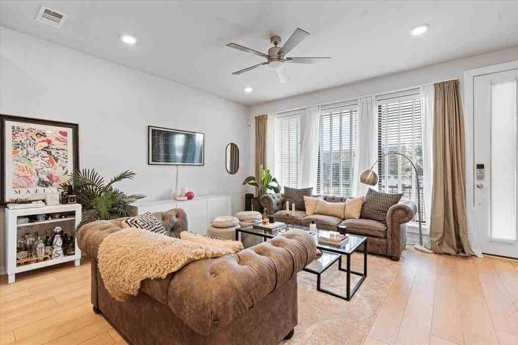 2268 Rook Dr - Photo 5 of 13