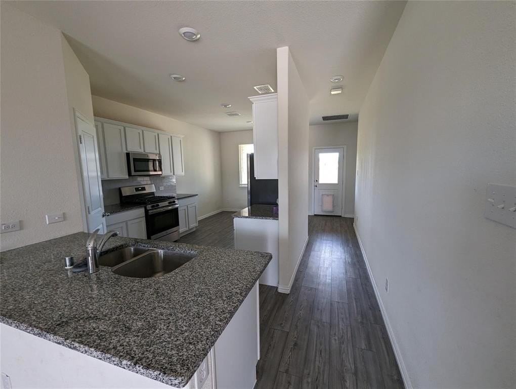 132 Copper Switch Dr - Photo 7 of 24