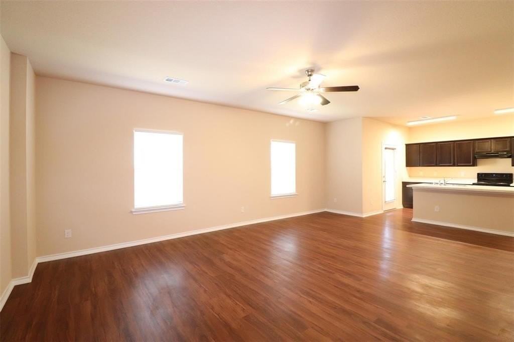 232 Michelle Dr - Photo 6 of 16