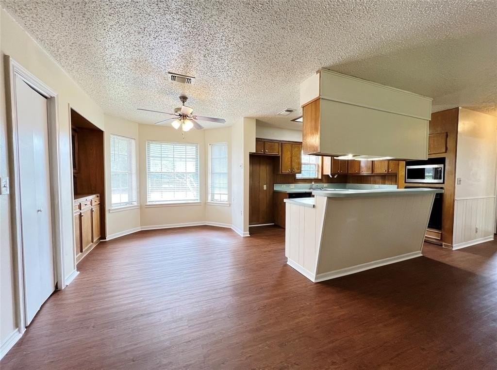 502 Brumley Rd - Photo 5 of 19