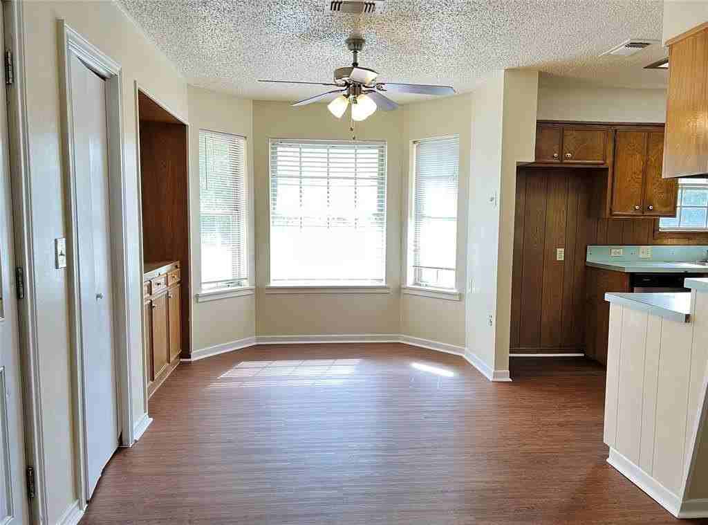 502 Brumley Rd - Photo 6 of 19