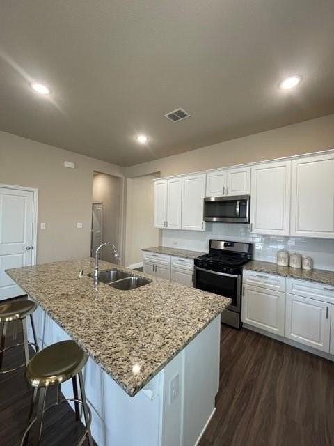 569 Spruce Trl - Photo 3 of 22