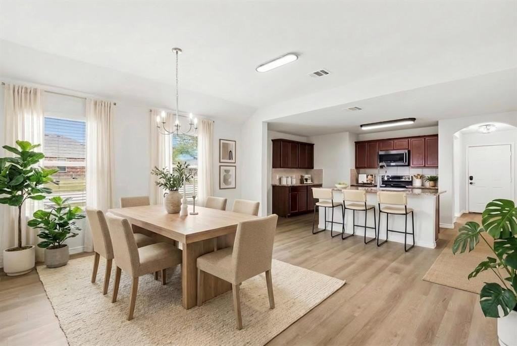 230 Park Ave - Photo 2 of 31