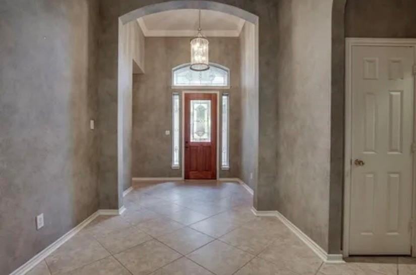 3400 Dowland Dr - Photo 4 of 33