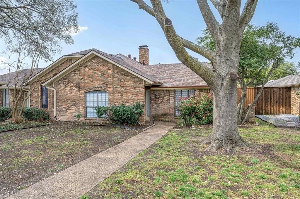 12717 Hornbeam Dr - Photo 3 of 34