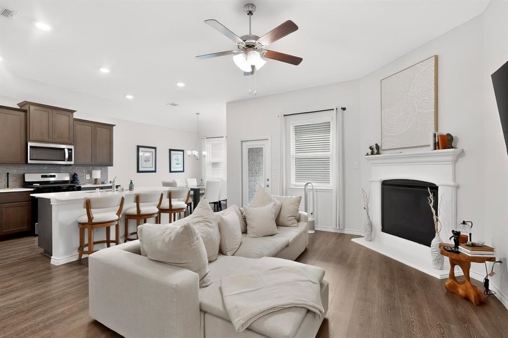 2804 Cain Dr - Photo 7 of 39