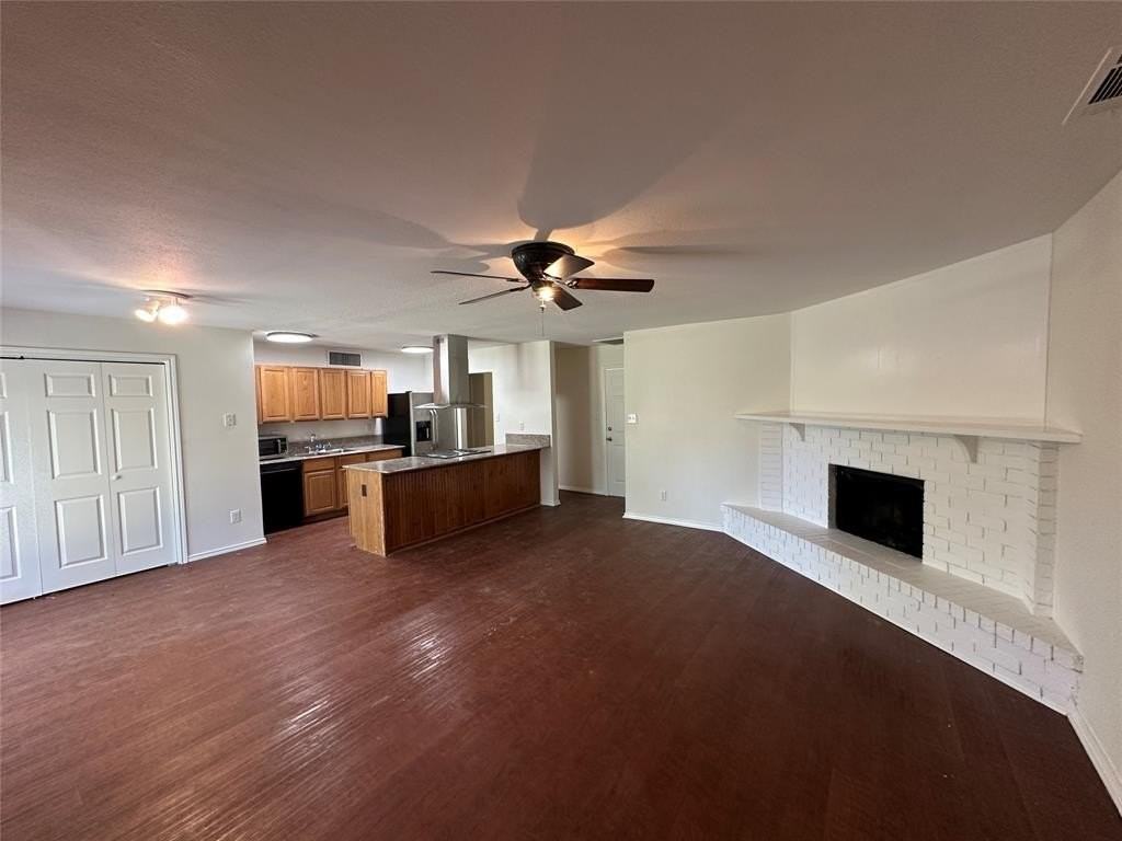 504 Woodcrest Way - Photo 5 of 26