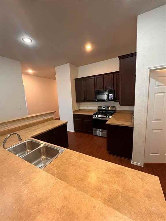 5117 Buckthorn Dr - Photo 4 of 14