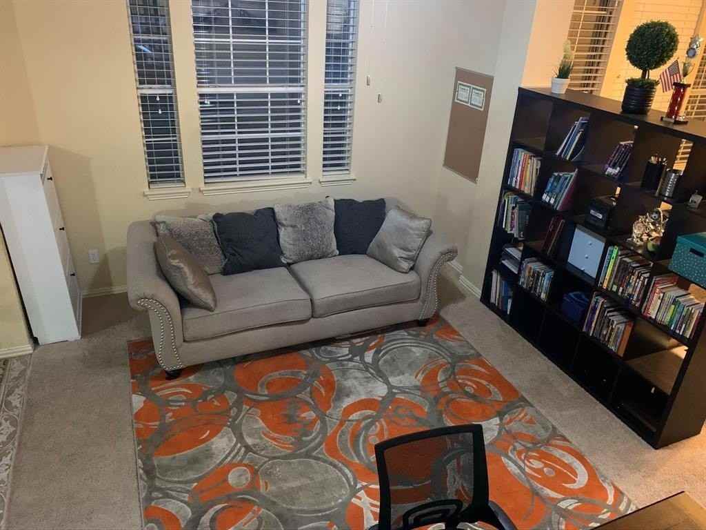 706 Cheshire Dr - Photo 3 of 27