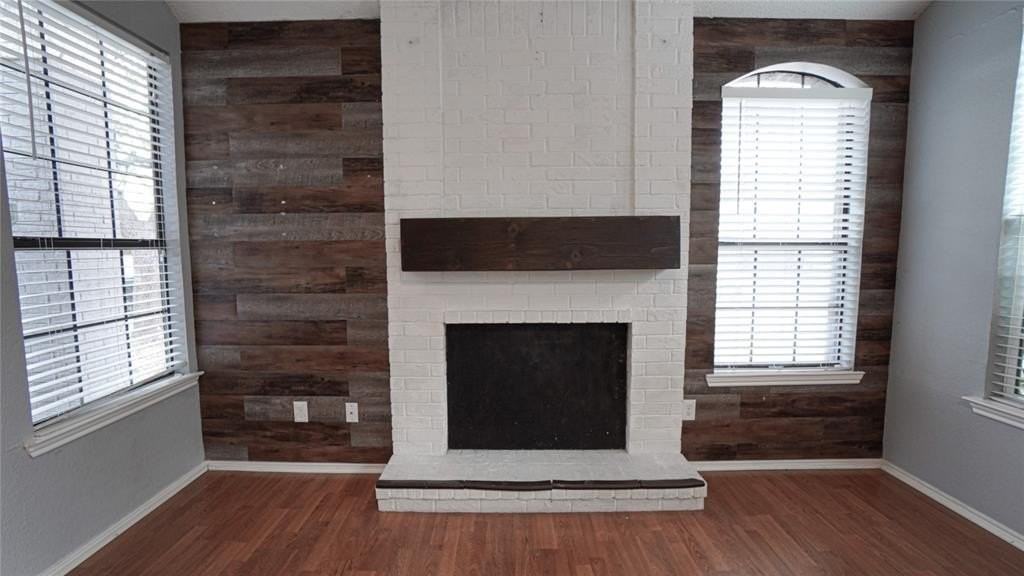 1512 Wheatfield Dr - Photo 6 of 19