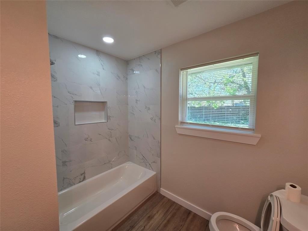 501 White St - Photo 2 of 11