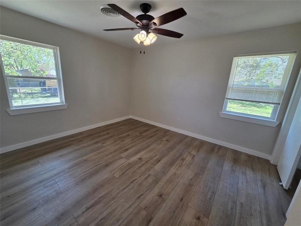 501 White St - Photo 4 of 11