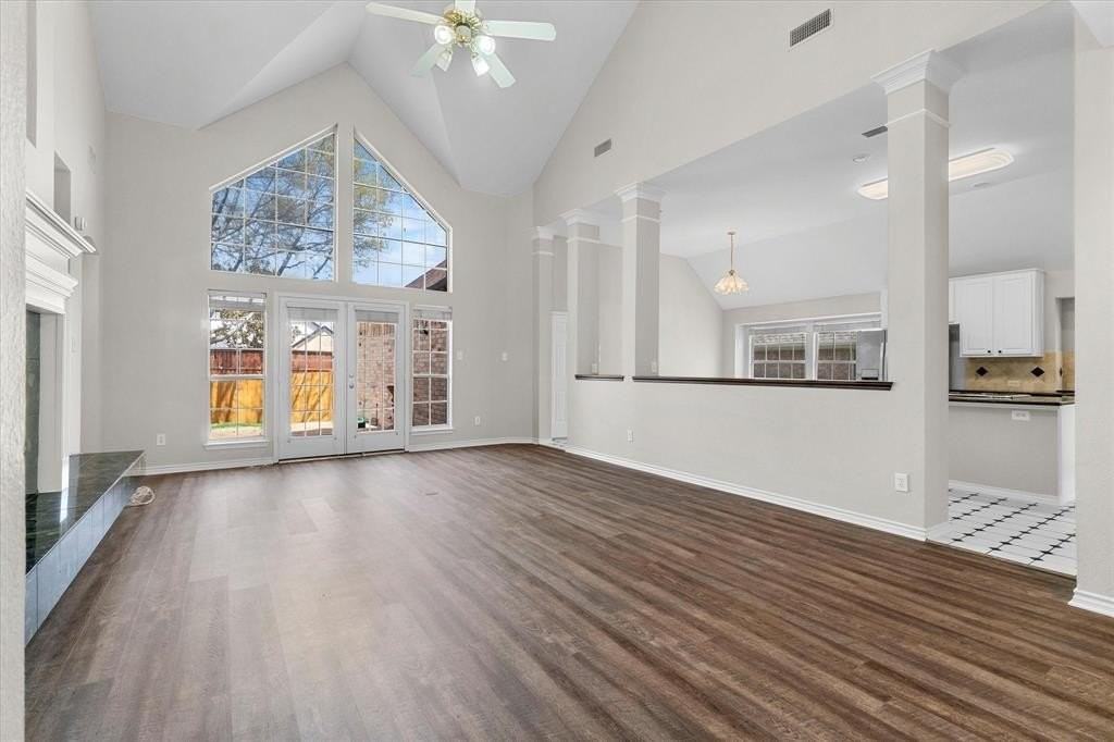 1513 Endicott Dr - Photo 7 of 31