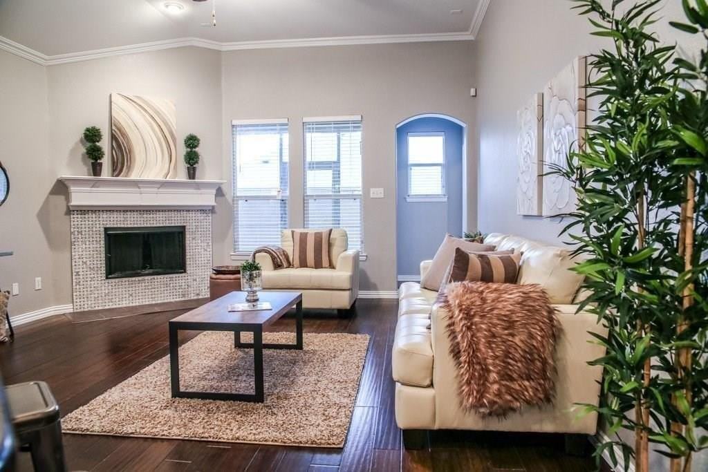 16304 Dry Creek Blvd - Photo 3 of 22