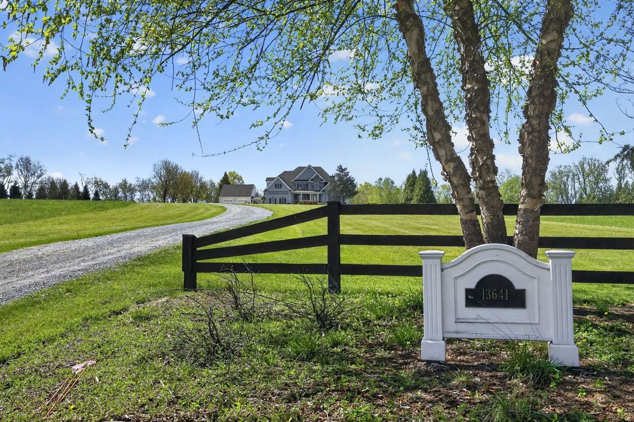 13641 Breezy Meadow Ln #1 - Photo 7 of 33