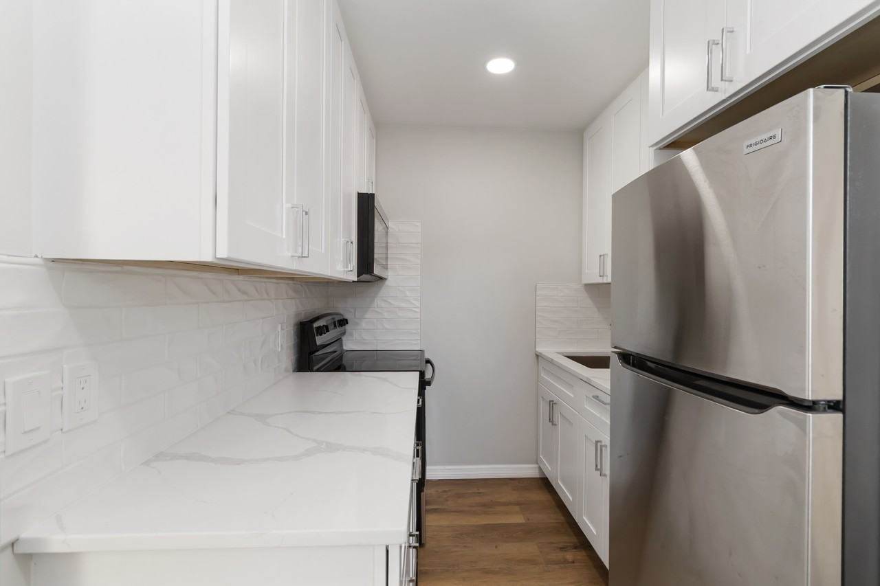 1016 Ashworth Cv #B - Photo 5 of 18