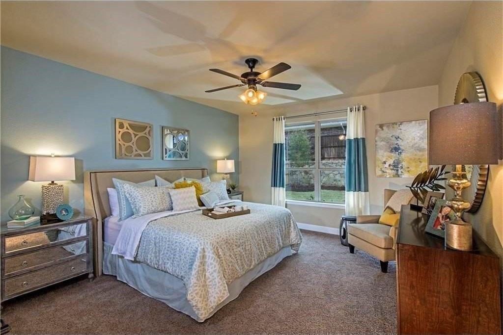 2709 Castle Creek Dr - Photo 4 of 6