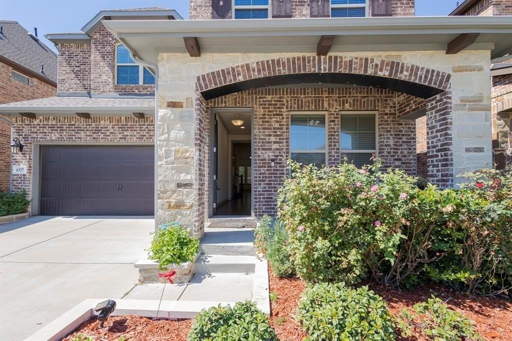 6337 Saddlebrook Way - Photo 4 of 40