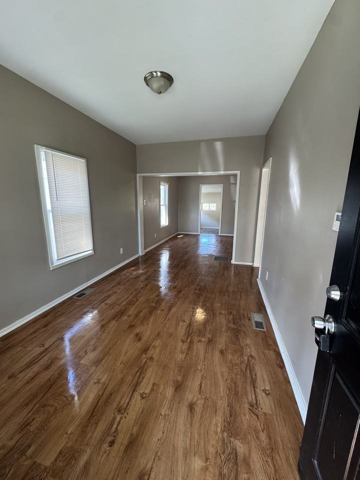 206 N Sutphin St #1 - Photo 2 of 11