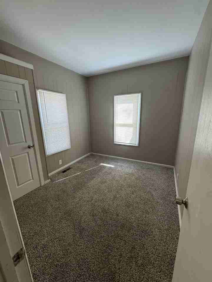 206 N Sutphin St #1 - Photo 3 of 11