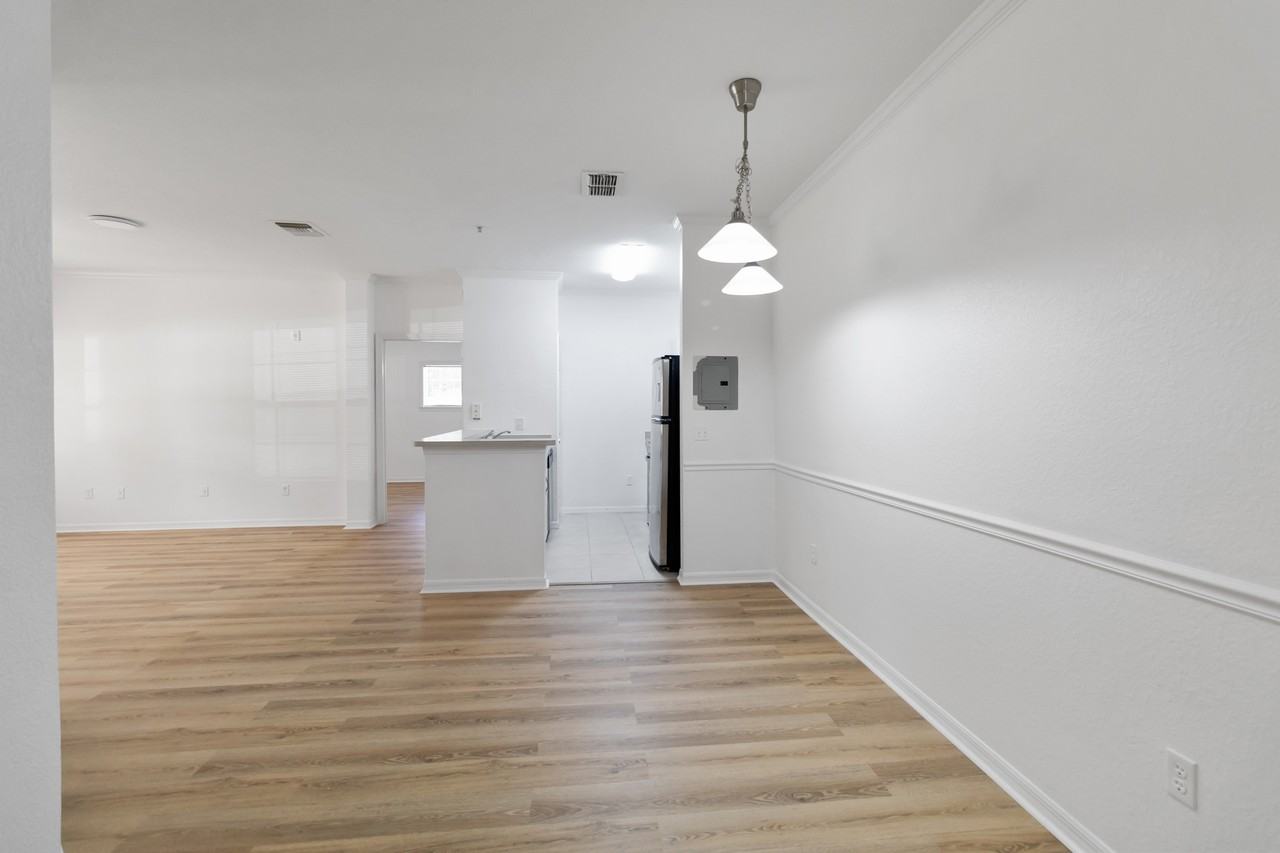 3599 Conroy Road - 1Unit 915 #1 - Photo 4 of 50