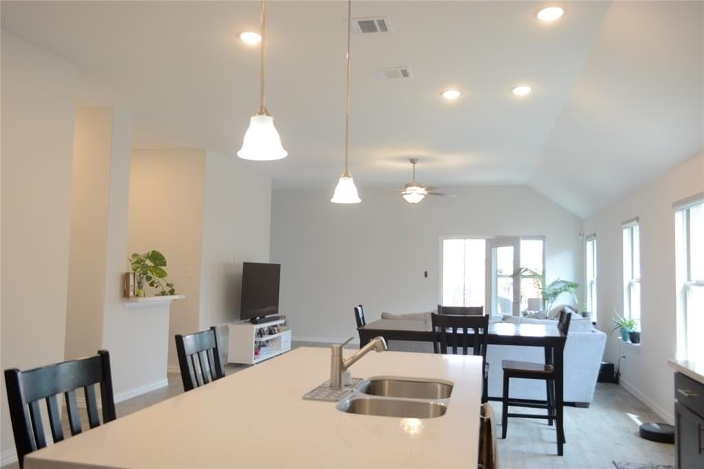 11441 White River Dr - Photo 5 of 18