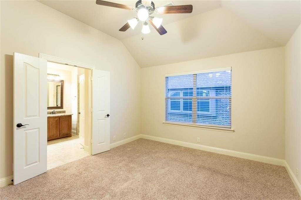 2409 Lynbridge Dr - Photo 7 of 25