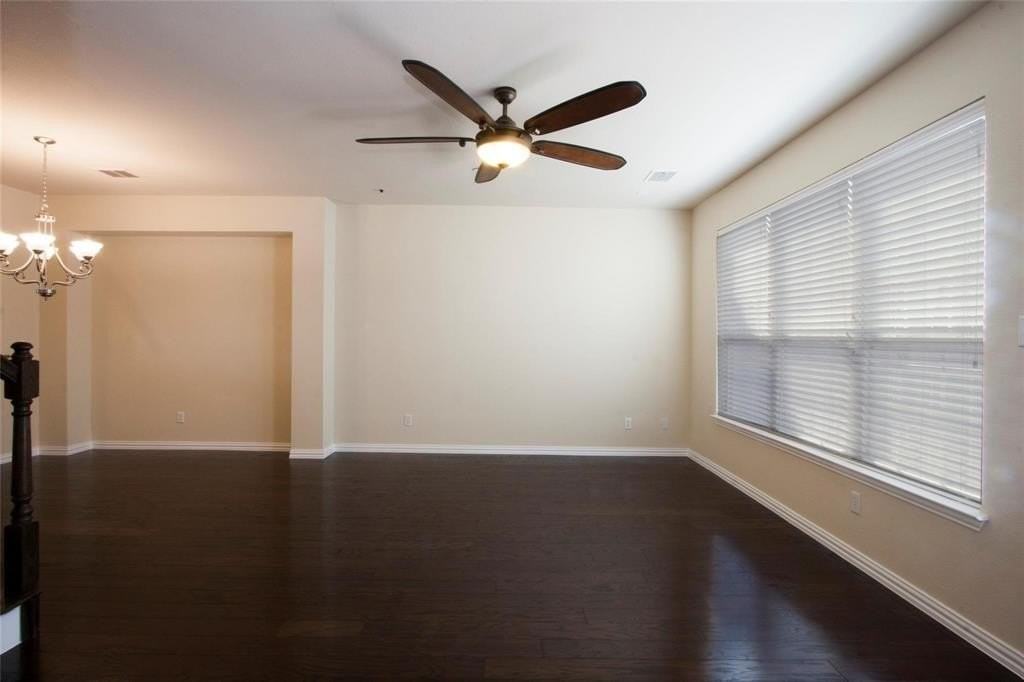 7825 Fox Horn Dr - Photo 7 of 26