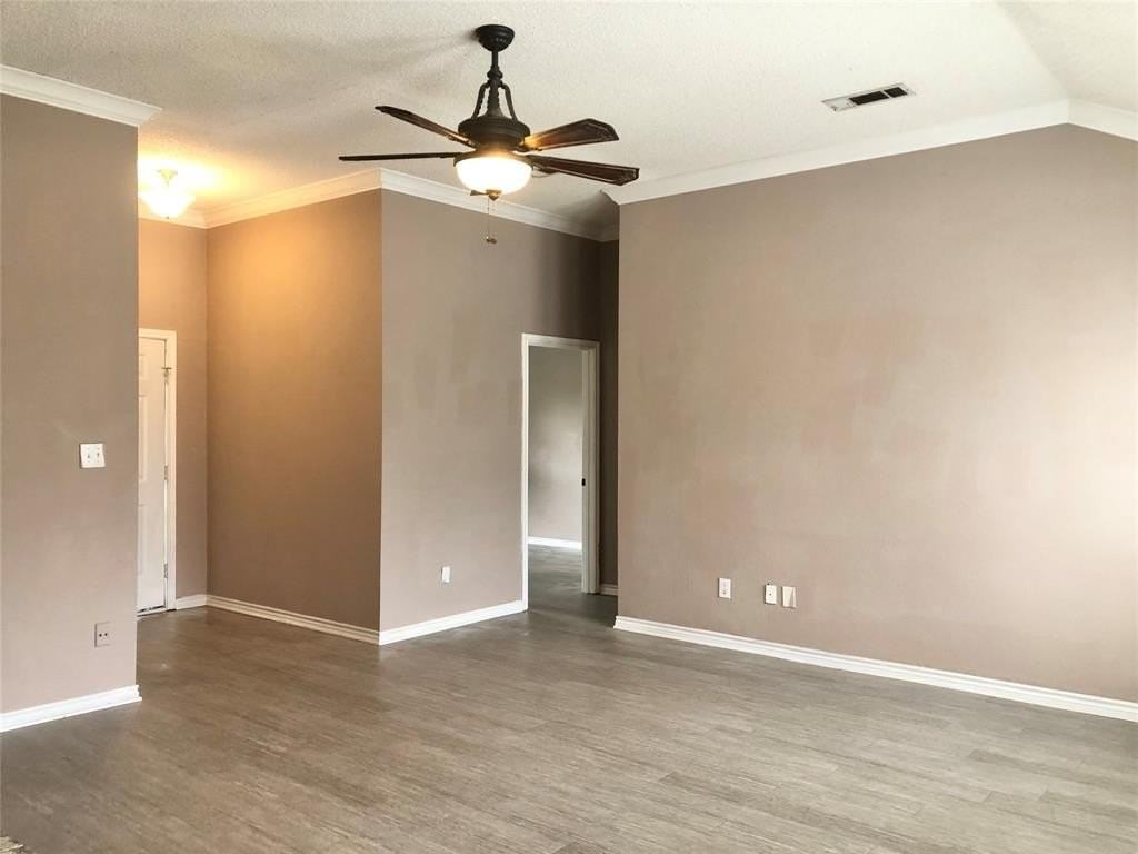 11409 Canoe Rd - Photo 4 of 16