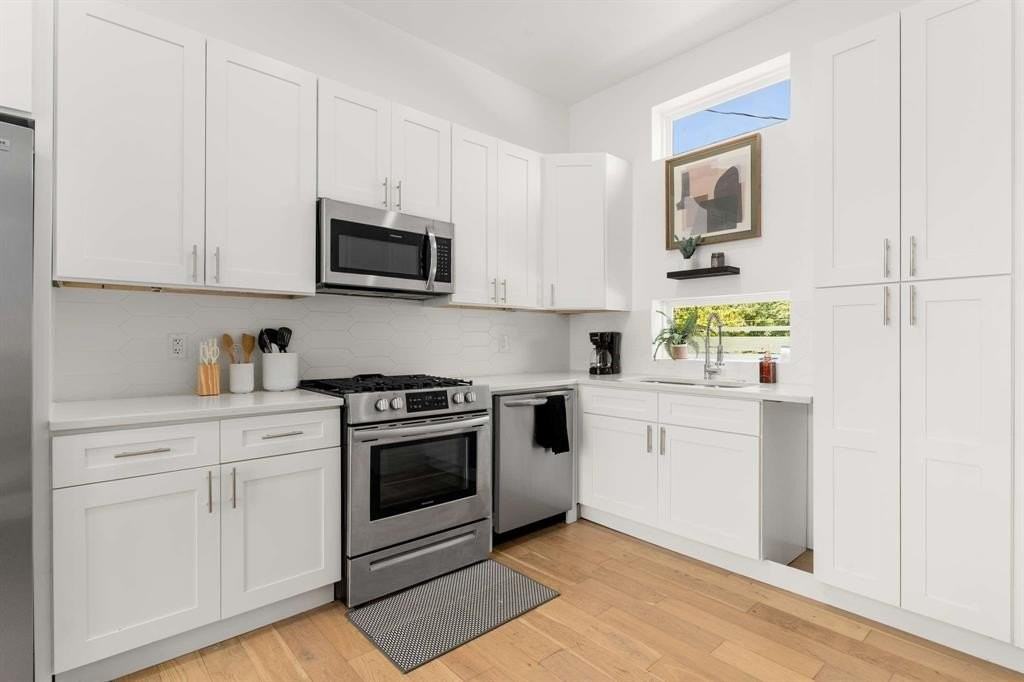 4223 Delano Pl #105 - Photo 6 of 25