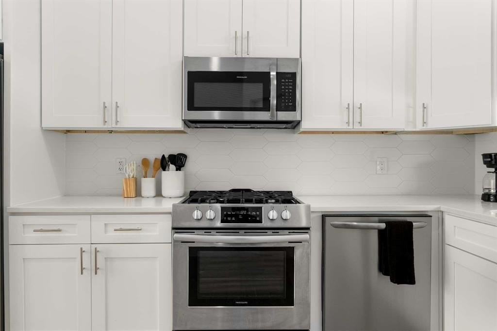 4223 Delano Pl #105 - Photo 7 of 25