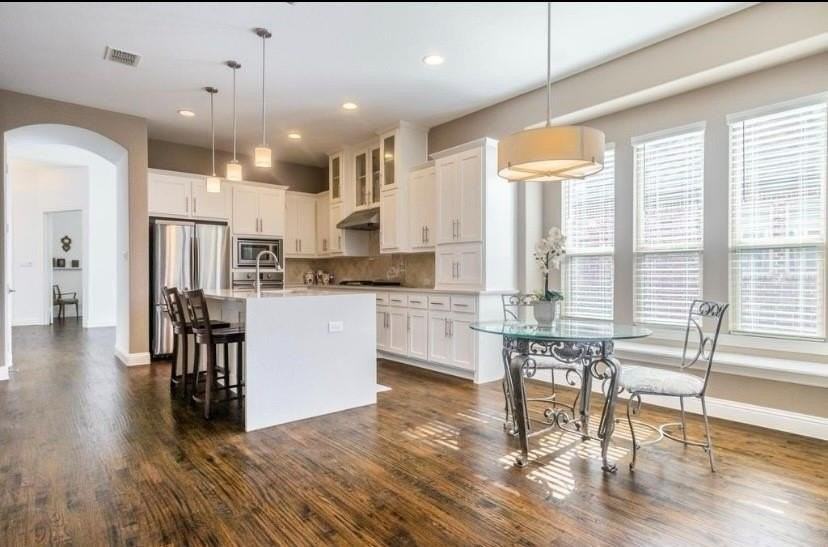 13763 Fieldcrest Rd - Photo 7 of 22