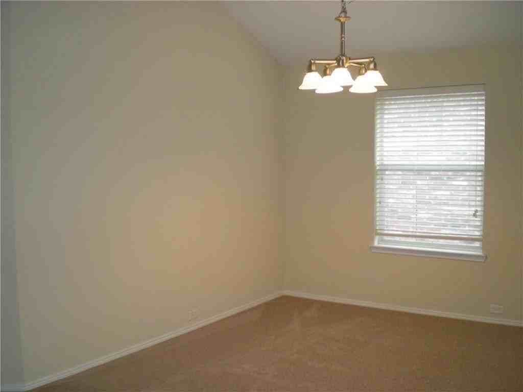 112 Birdbrook Dr - Photo 3 of 3