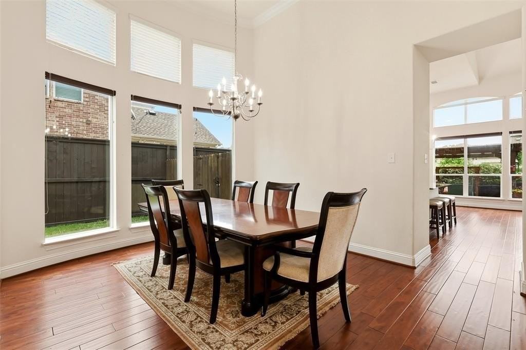 2941 Aerial Dr - Photo 7 of 37