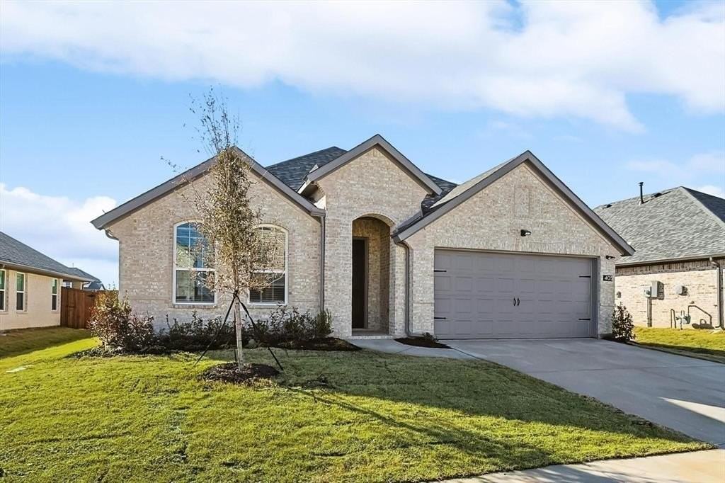 405 Portina Dr - Photo 4 of 40