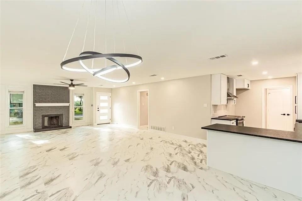 4112 Barnsley Ct - Photo 5 of 18