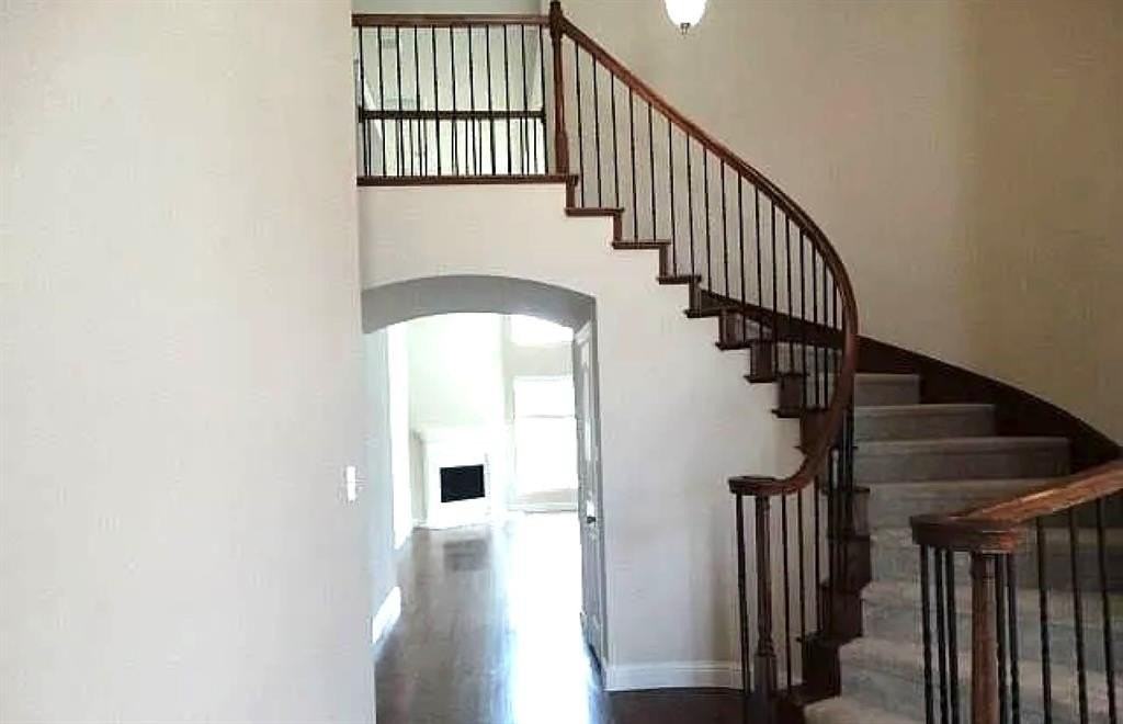 14112 Sparrow Hill Dr - Photo 4 of 16