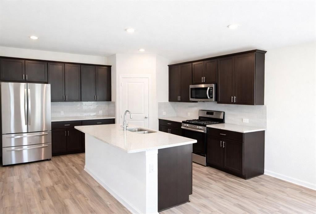 600 Cedar Springs Dr - Photo 5 of 24