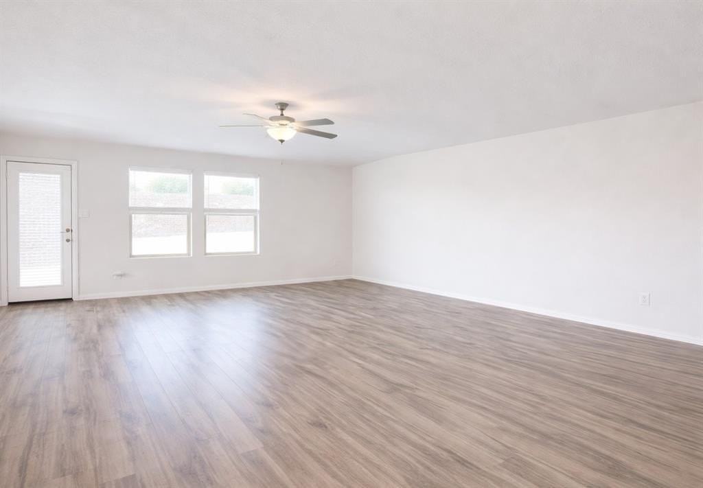 600 Cedar Springs Dr - Photo 7 of 24