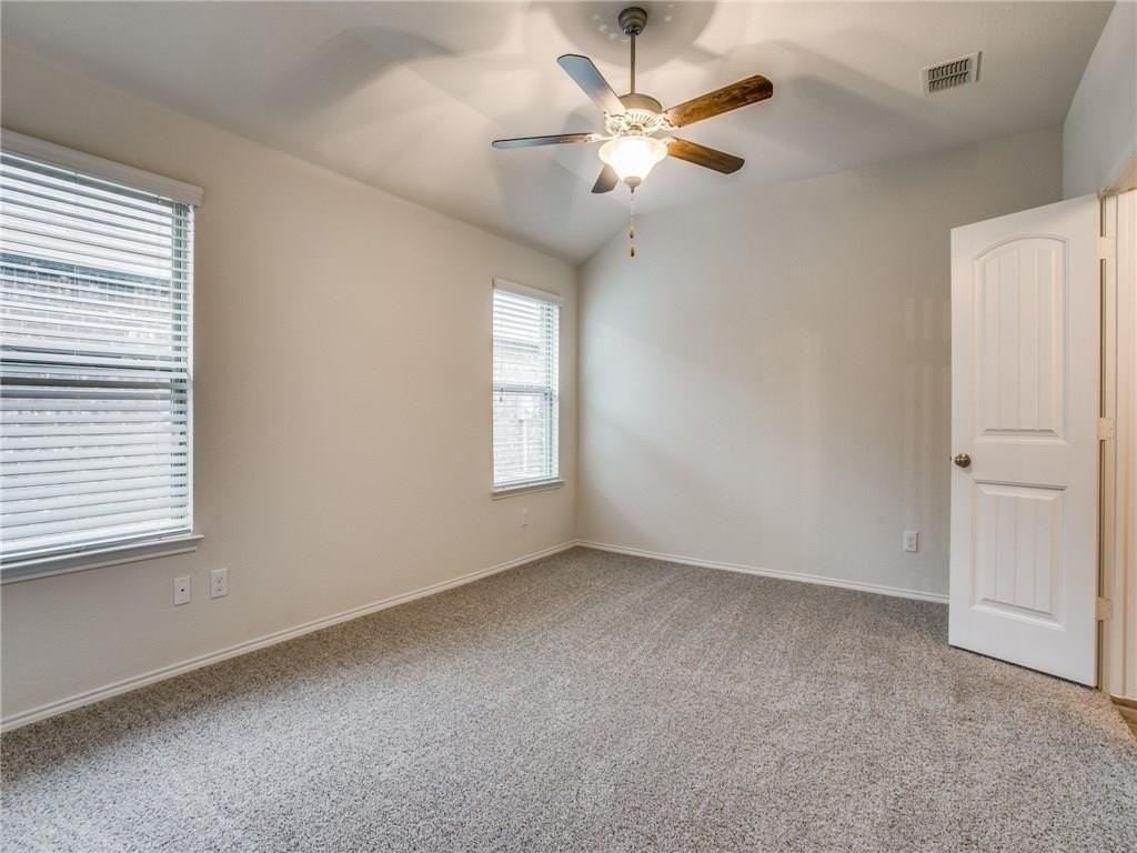 8944 Devonshire Dr - Photo 7 of 14