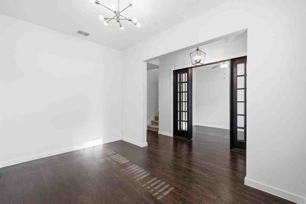 1008 Marian Dr - Photo 6 of 26