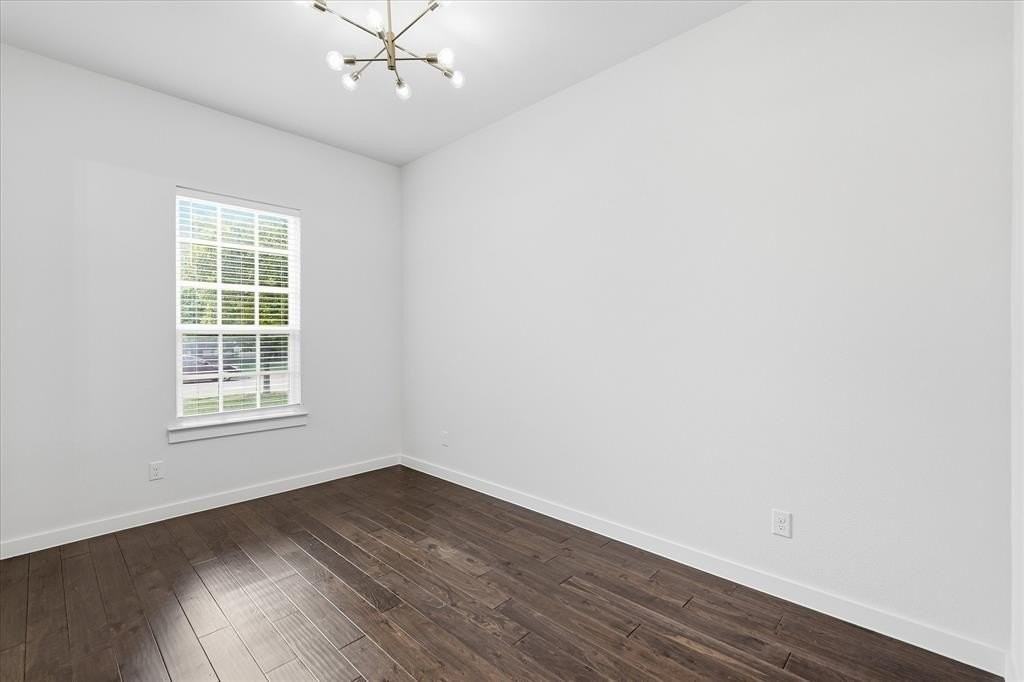 1008 Marian Dr - Photo 7 of 26